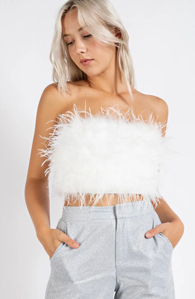 Chanel White Faux Feather Top  Feather tops, Tops, Party outfit